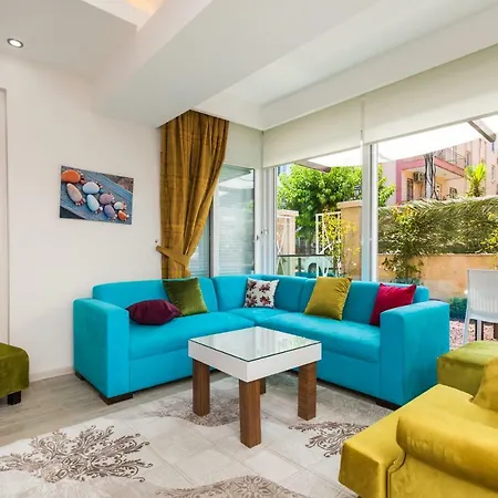 Unaloglu Emlak Gunluk Haftalik Konaklama Hotell